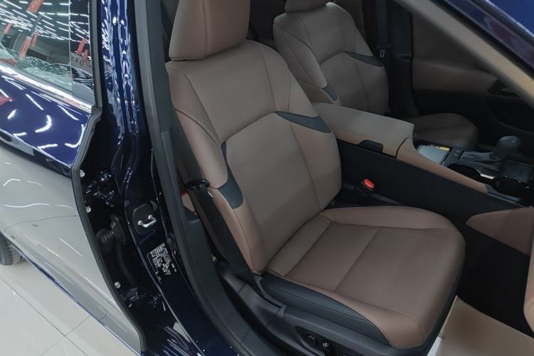 Used Lexus ES 2025 200 Premium Edition