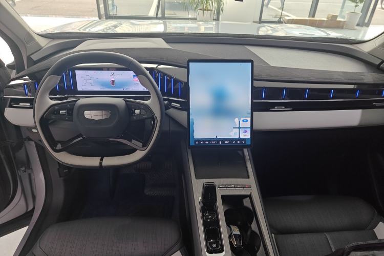 Used Geely Auto FX11 2024 1.5TD DCT Prestige Edition
