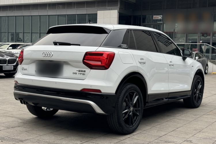 Used Audi Q2L 2021 35 TFSI Progressive Dynamic Edition
