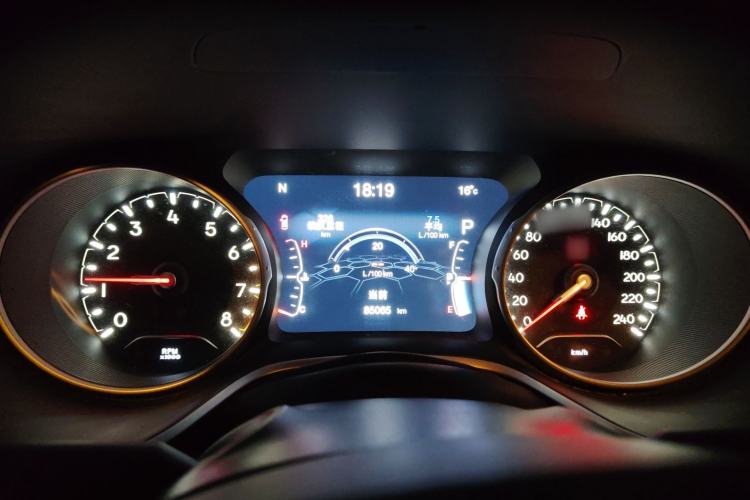 Used  Compass 2019 220T Automatic Family Edition