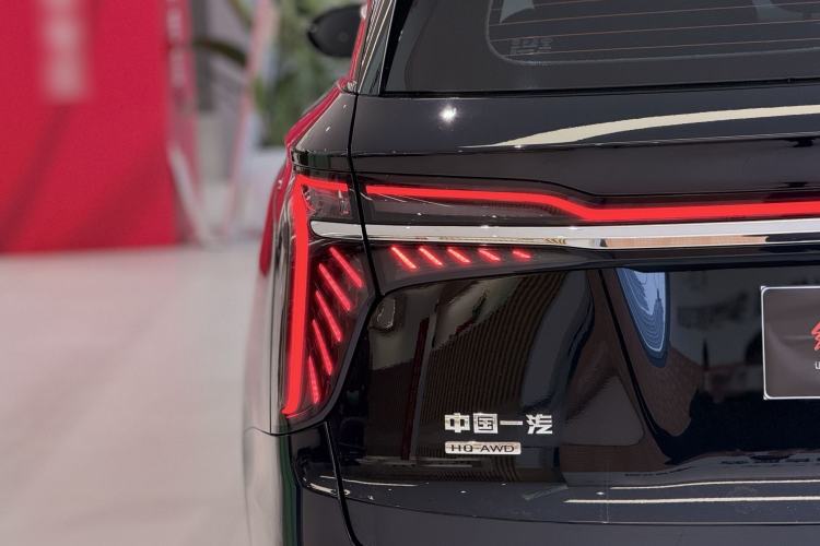 Used Hongqi HS7 PHEV 2024 2.0T PHEV Four-Wheel Drive Flagship Edition 7 Seats