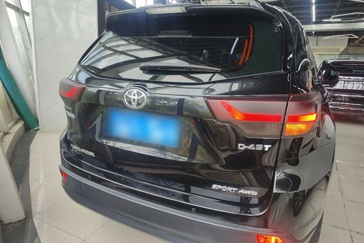 Used Toyota Highlander 2018 2.0T Four-Wheel Drive Luxury Version 7 Seats China VI Standard
