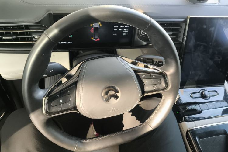 Used Nio ES8 2020 415 km Signature Edition 6-Seater Version
