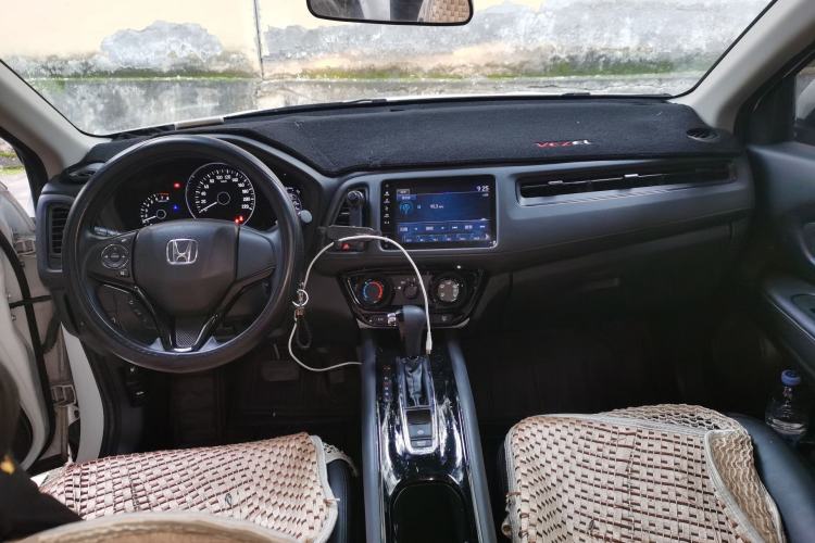 Used Honda Vezel 2020 1.5L CVT Pioneer Edition