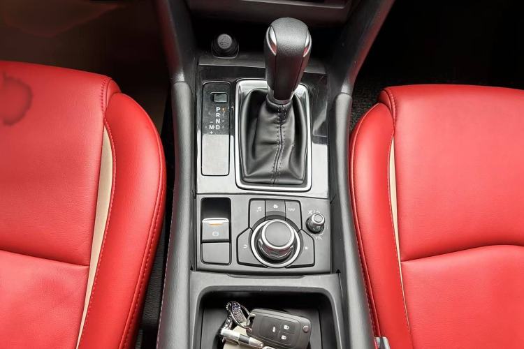 Used Mazda Mazda 3 Axela 2017 Sedan 1.5L Automatic Luxury Model Emission Standard China V
