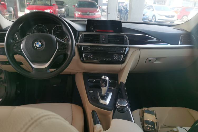Used BMW 3 Series 2017 320Li xDrive Fashion Model
