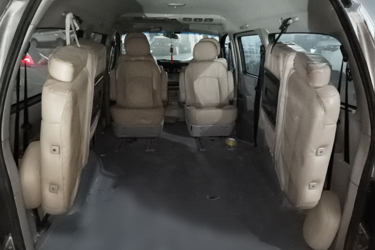 Used  Refine 2011 2.4L Government Procurement Version Manual Luxury Trim
