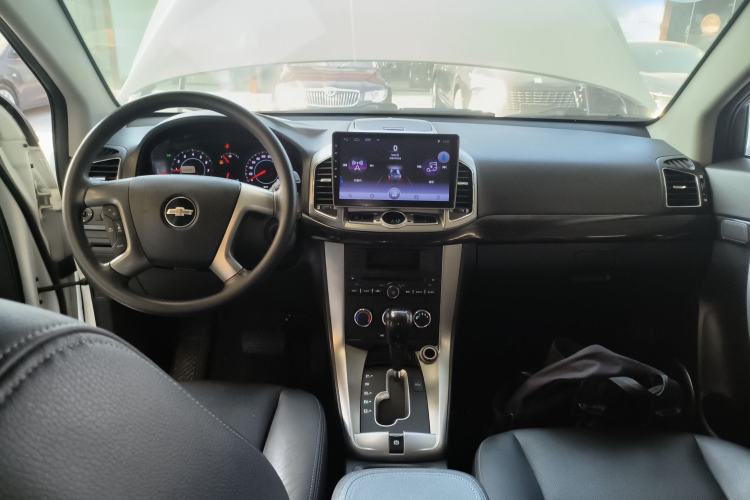 Used Chevrolet Captiva 2014 2.4L Two-Wheel Drive Urban Version 7 Seats
