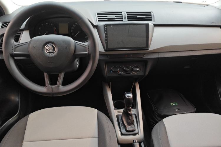 Used Skoda Fabia 2016 1.4L Automatic Car Enjoy Edition
