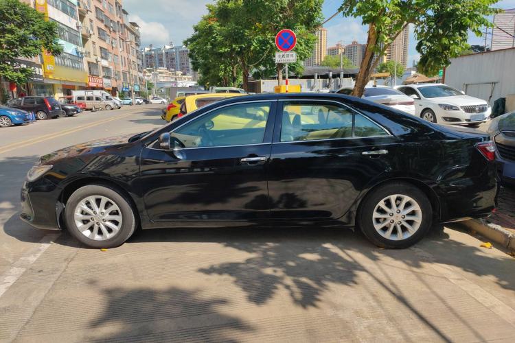 Used Toyota Camry 2015 2.0G Premier Edition