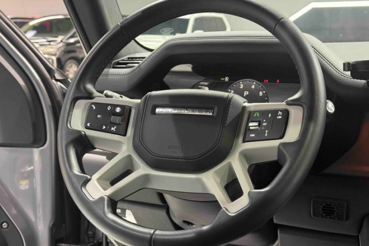 Used Land Rover Defender 2024 110 3.0T P400 X-DYNAMIC HSE
