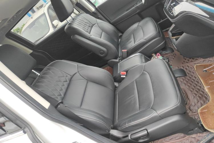 Used Honda Elysion 2019 2.0L Hybrid Luxury Edition
