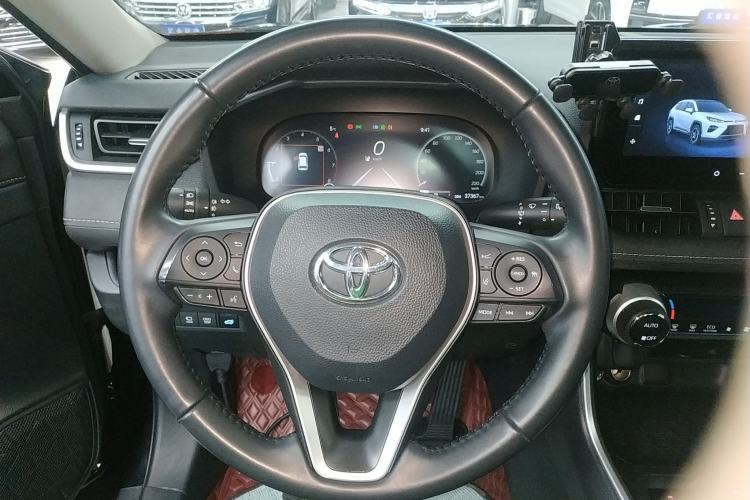 Used Toyota Wildlander 2023 2.0L CVT Two-Wheel Drive Luxury PLUS Edition