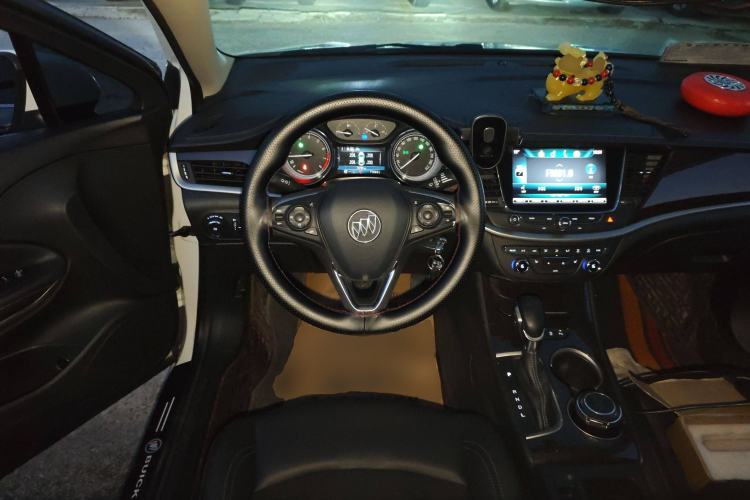 Used Buick Verano 2018 Sedan 20T Dual-Clutch Elite Model
