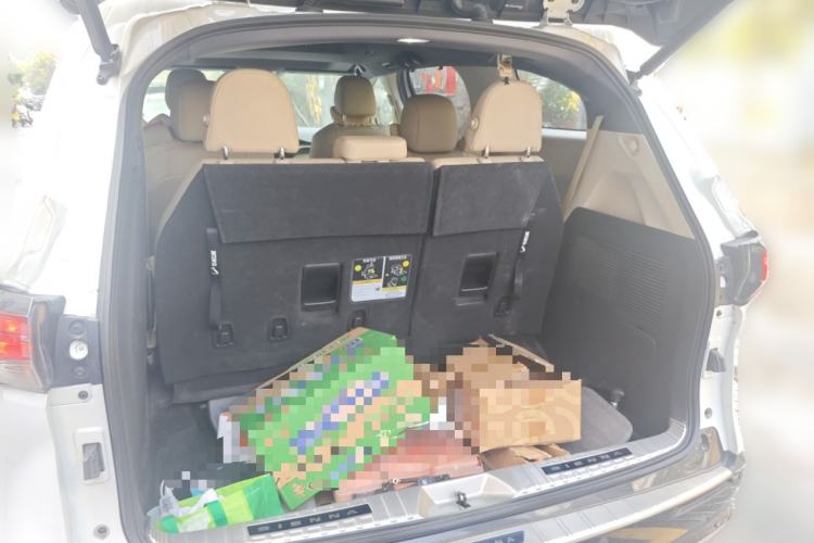 Used Toyota Sienna 2021 2.5L Hybrid Luxury Edition