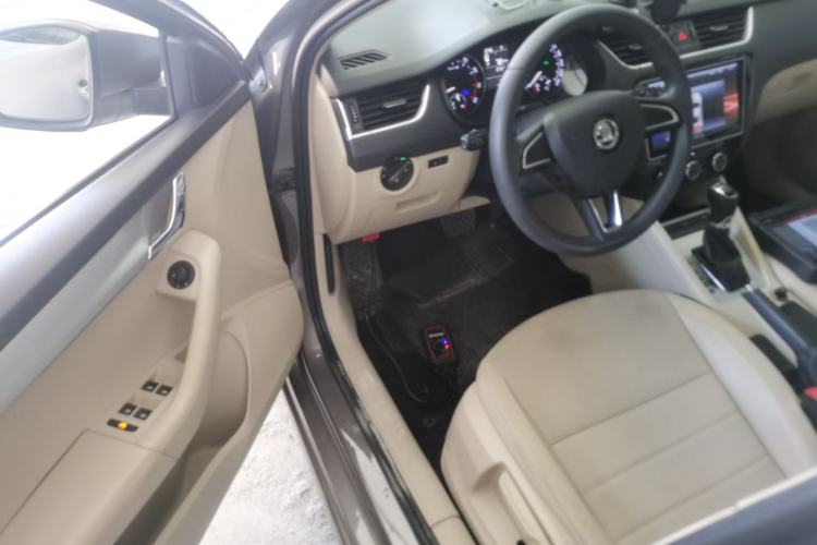 Used Skoda Octavia 2017 1.6L Automatic Chuanxing Edition
