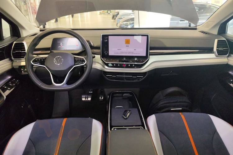 Used Volkswagen ID.6 CROZZ 2022 Long-Range PRO Edition
