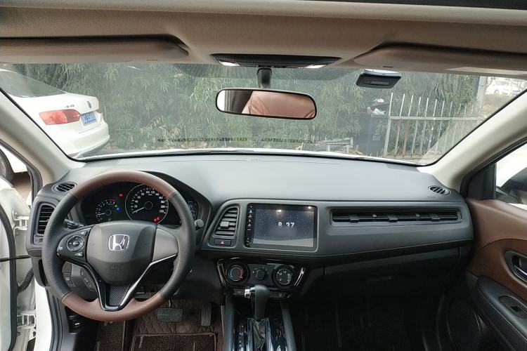 Used Honda Vezel 2020 1.5L CVT Pioneer Edition
