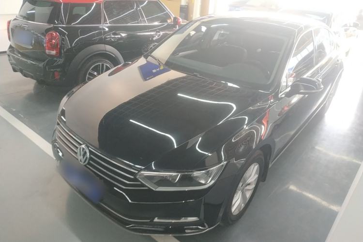 Used Volkswagen Magotan 2018 280TSI DSG Comfort Model