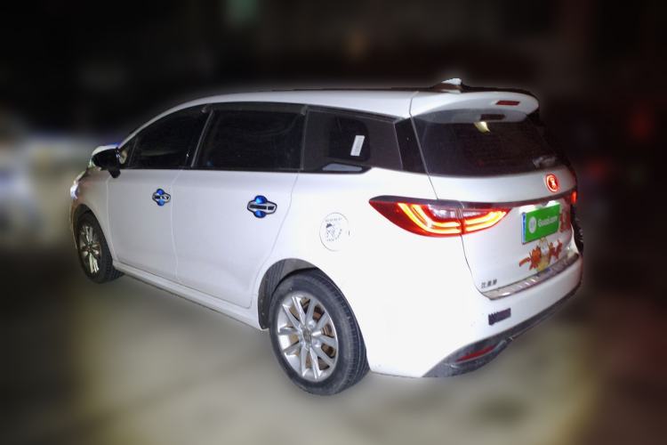 Used BYD Song MAX 2019 1.5T Manual Smart Connect Ruiyi Sunroof Model 7 Seats China VI Standard