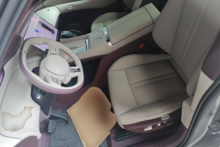 Used  YU7 2025 Ultra-Long Range Rear-Wheel Drive Version
