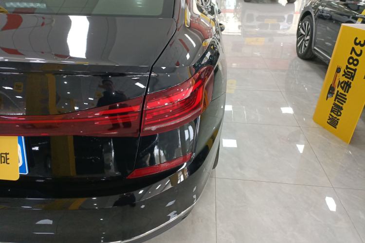 Used Volkswagen Passat 2025 Outstanding Model 330TSI Elite Edition
