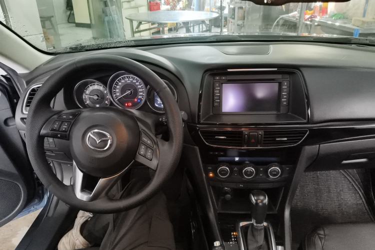 Used Mazda Atenza 2015 2.0L Blue Sky Luxury Edition