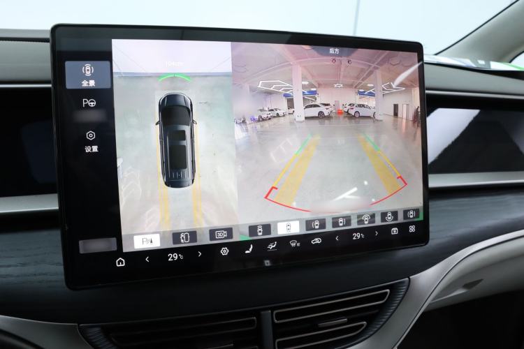 Used Denza D9 2022 DM-i 970 Four-Wheel Drive Flagship Model
