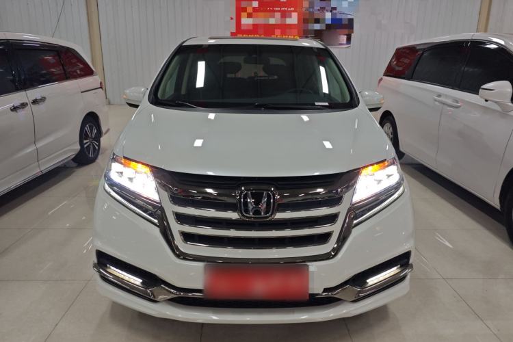 Used Honda Elysion 2019 2.0L Hybrid Supreme Edition
