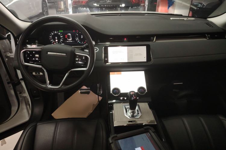 Used Land Rover Range Rover Evoque 2022 Facelifted Aurora L 249 PS R-Dynamic Luxury Edition