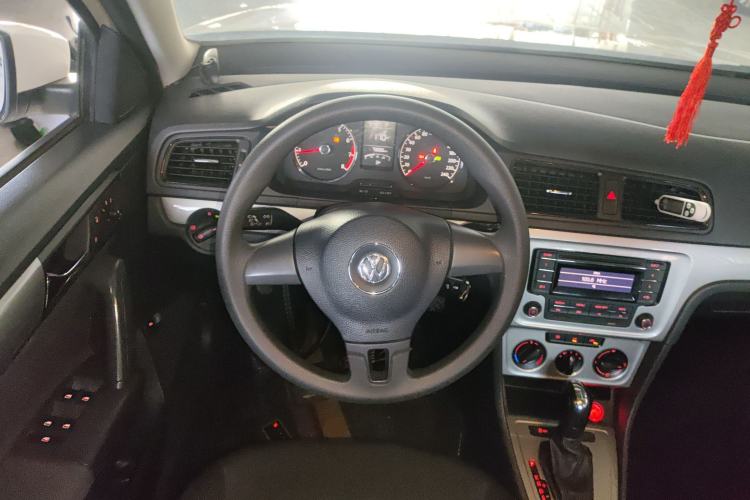 Used Volkswagen Lavida 2013 Revised Classic 1.6L Automatic Fashion Edition