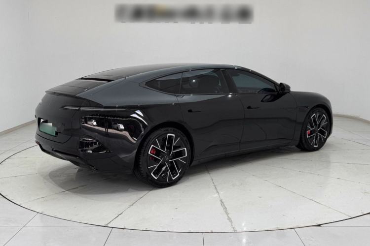 Used  12 2023 700 Three-Laser Rear-Wheel Drive Luxury Edition