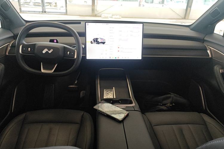 Used ONVO L60 2024 60 kWh Rear-Drive Version