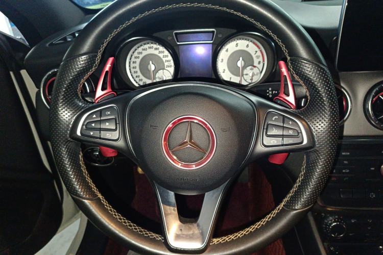 Used Mercedes-Benz CLA 2015 CLA 200
