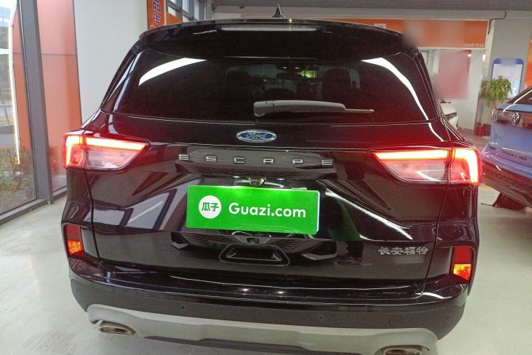 Used Ford Escape 2020 EcoBoost 245 Two-Wheel-Drive Titanium Edition
