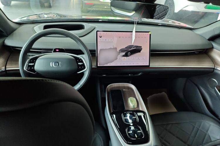 Used  A07 2024 Pure Electric "True Fragrance" Edition 515 Prestige Model
