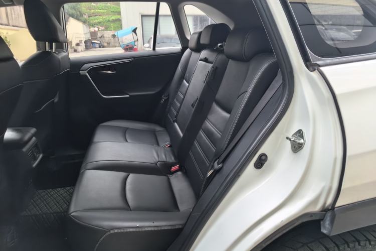 Used Toyota RAV4 2020 2.0L CVT 4x4 Style PLUS Edition
