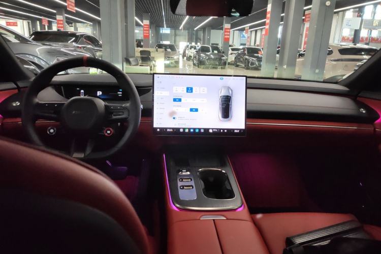 Used  SU7 2024 Rear-Drive Long-Range Intelligent Driving Version
