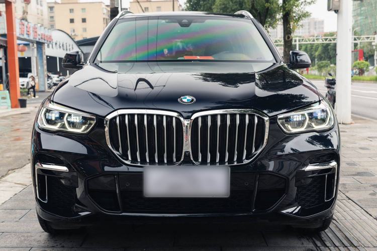 Used BMW X5 2022 Restyled xDrive 30Li Luxury Version M Sport Package
