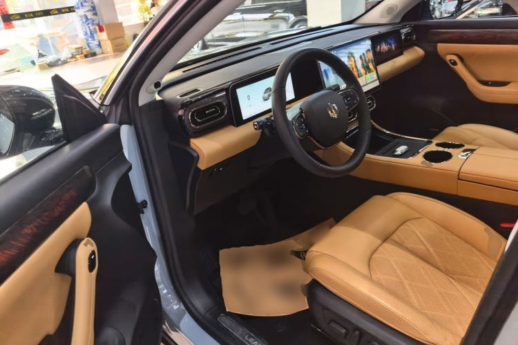 Used Leapmotor C11 2024 Range-Extended 300 Luxury Edition
