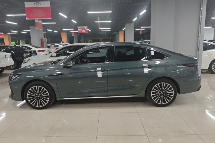 Used Chery Fengyun A8L 2025 1.5 TGDI 145 km Luxury Version