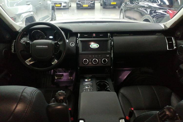 Used Land Rover Discovery 2019 3.0 SC V6 SE
