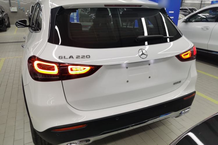 Used Mercedes-Benz GLA 2023 GLA 220
