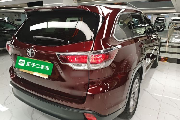 Used Toyota Highlander 2015 2.0T Two-Wheel Drive Luxury Edition 7 Seats
