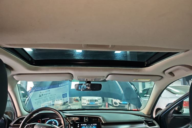 Used Honda Civic 2016 220TURBO CVT Prestige Edition
