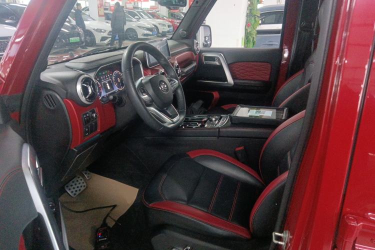 Used  BJ40 2018 PLUS 2.3T Automatic Four-Wheel Drive Flagship Version China V Emission Standard
