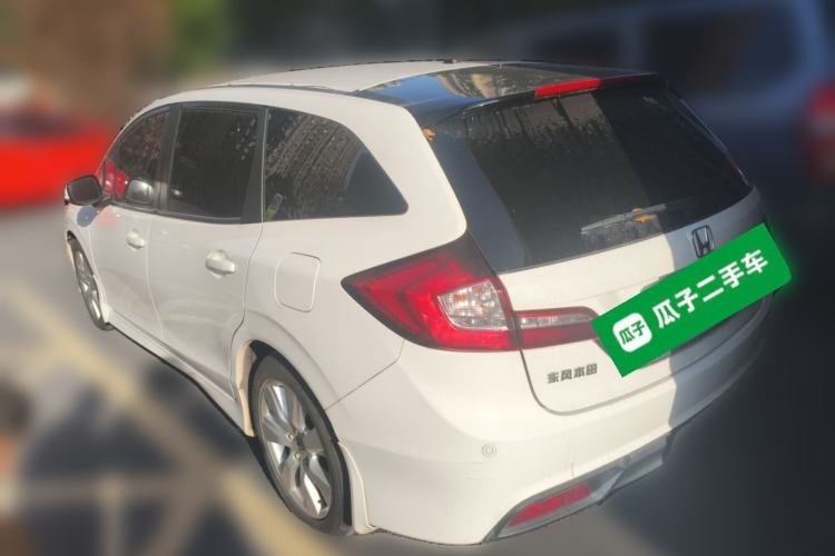 Used Honda Jade 2013 1.8L automatic Comfort version 5 seats