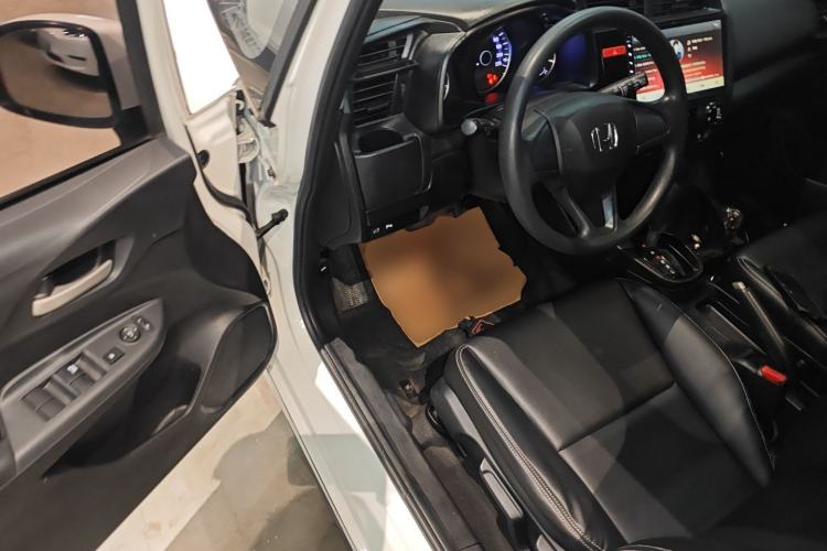 Used Honda Fit 2016 1.5L LXS CVT Comfort Sunroof Version
