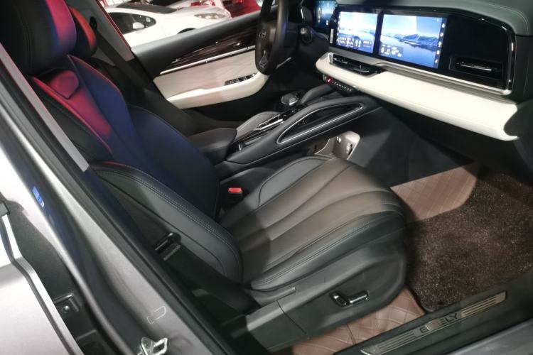 Used Geely Auto Monjaro L 2023 2.0TD High-Power Automatic Two-Wheel Drive Flagship Version
