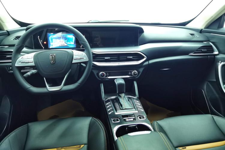 Used Bestune T77 2019 Facelift 230 TID Automatic Luxury Version China V Emission Standard
